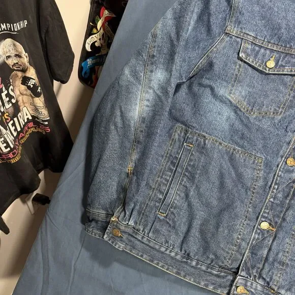 Yellowstone Dutton Ranch Size XL Denim Cowboy Jean Jacket Insulated - Picture 2 of 7